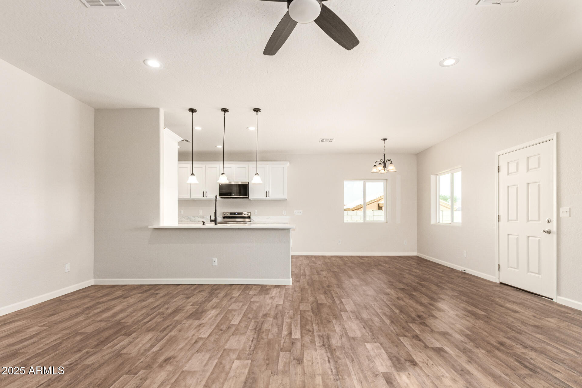 15941 South Animas Road Arizona City, AZ 85123 - Photo 6 of 26 a view of kitchen and window