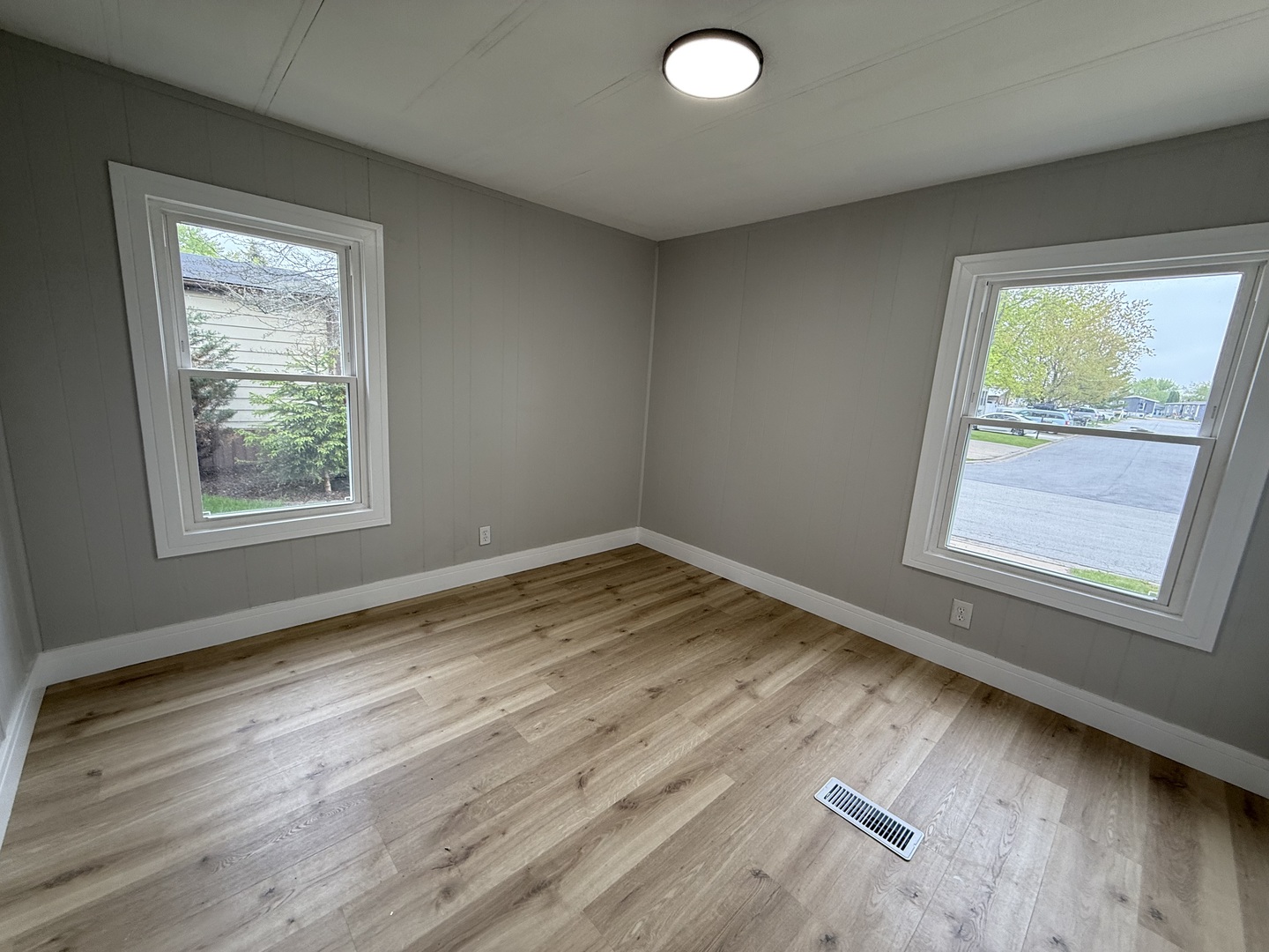 231 Blackthorn Road Matteson, IL 60443 - Photo 13 of 17 Gallery Image 13