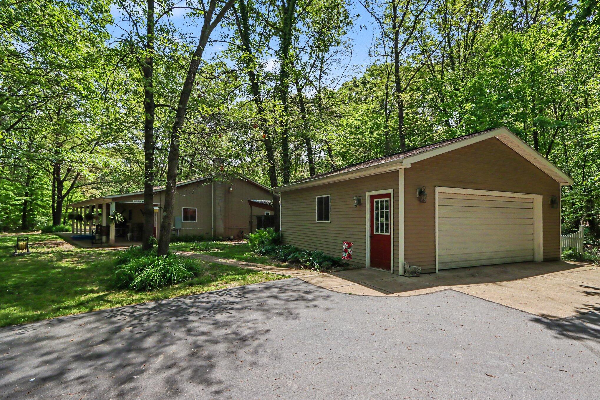 26805 Drape Road Lawton, MI 49065 - Photo 24 of 39 030_file_6480