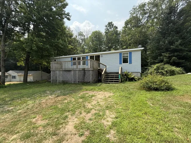 $169,000 | 21641 Lake Drive, Evart, MI 49631