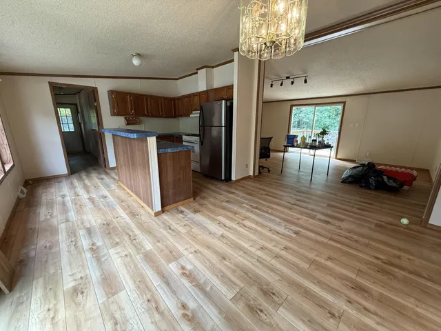 $169,000 | 21641 Lake Drive, Evart, MI 49631