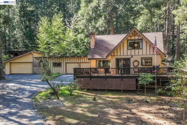 $385,000 | 111 Lakeview Drive, Trinity Center, CA 96091