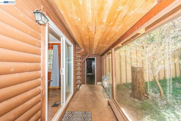 $385,000 | 111 Lakeview Drive, Trinity Center, CA 96091