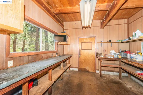 $385,000 | 111 Lakeview Drive, Trinity Center, CA 96091