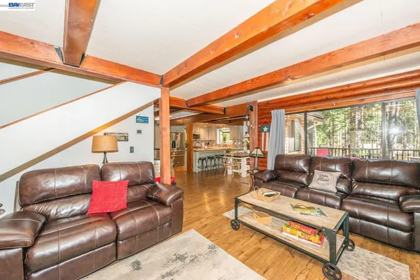 $385,000 | 111 Lakeview Drive, Trinity Center, CA 96091