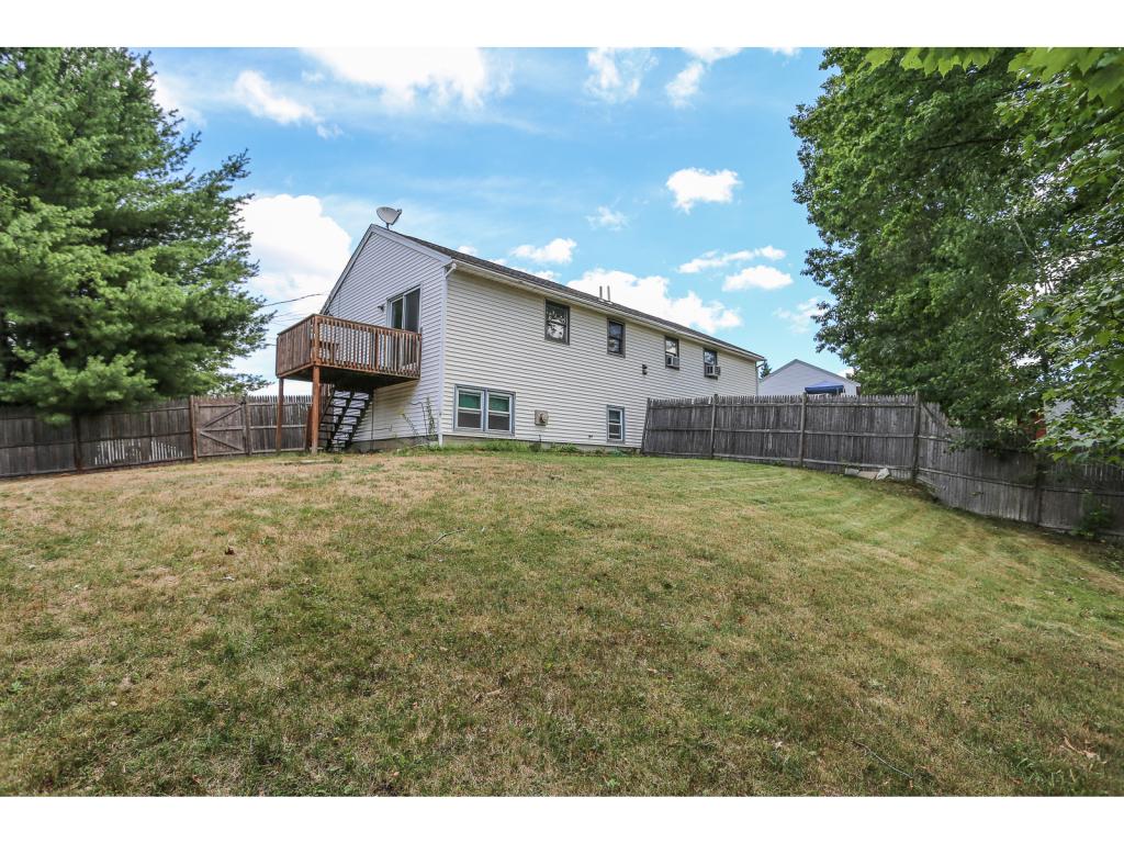 61 R Derryfield Road, Unit 61R Derry, NH 03038 - Photo 13 of 16