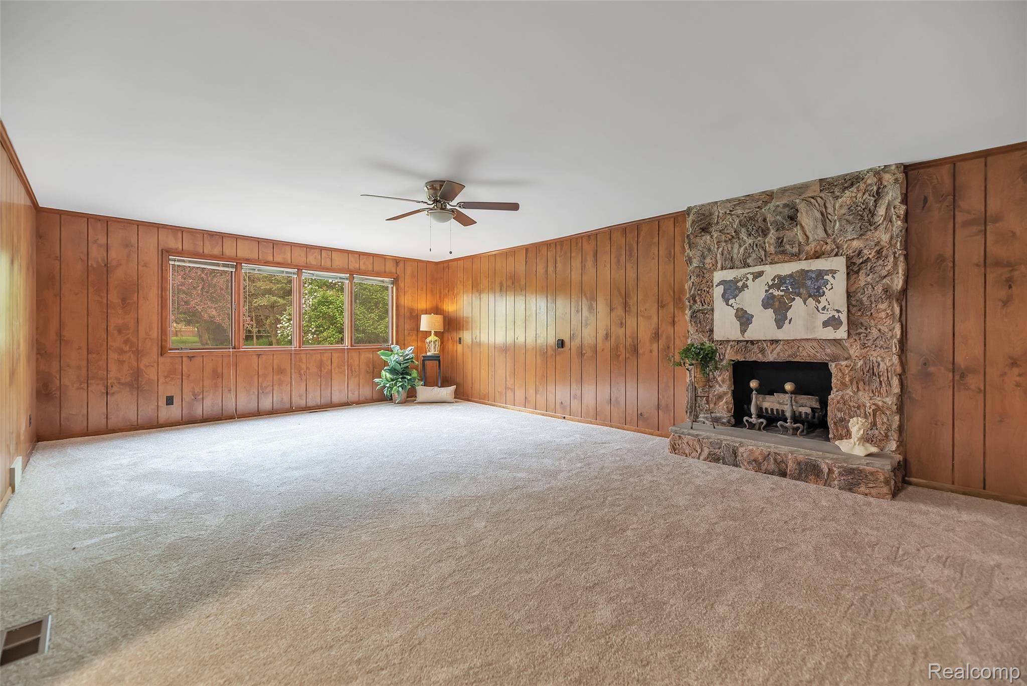 3015 North McKinley Road Flushing, MI 48433 - Photo 16 of 47 1E484B85-7E76-4166-8AF3-1FEE9EBF0195.jpeg
