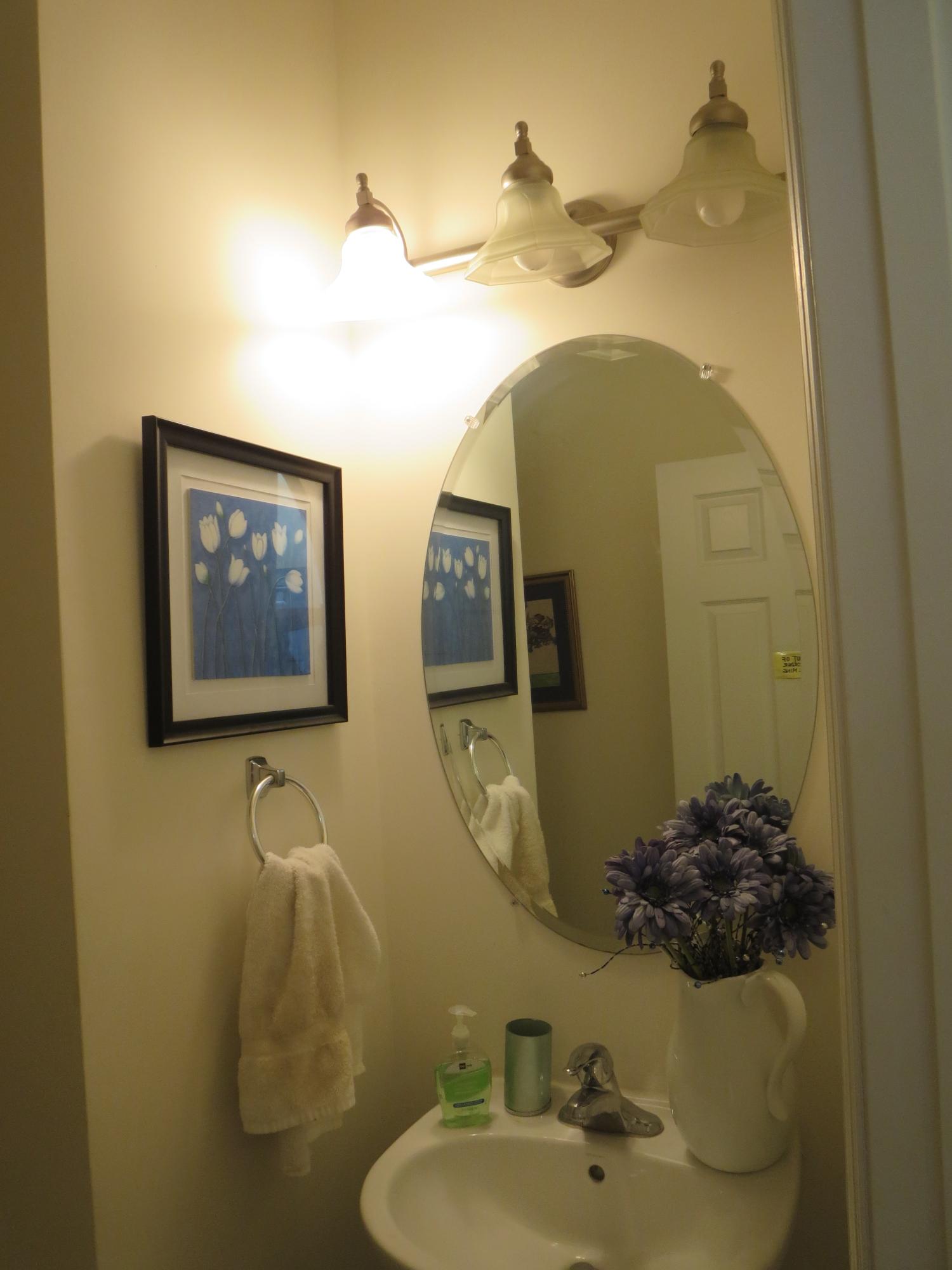 1526 Royal Colony Road Johns Island, SC 29455 - Photo 6 of 13 Guest bathroom