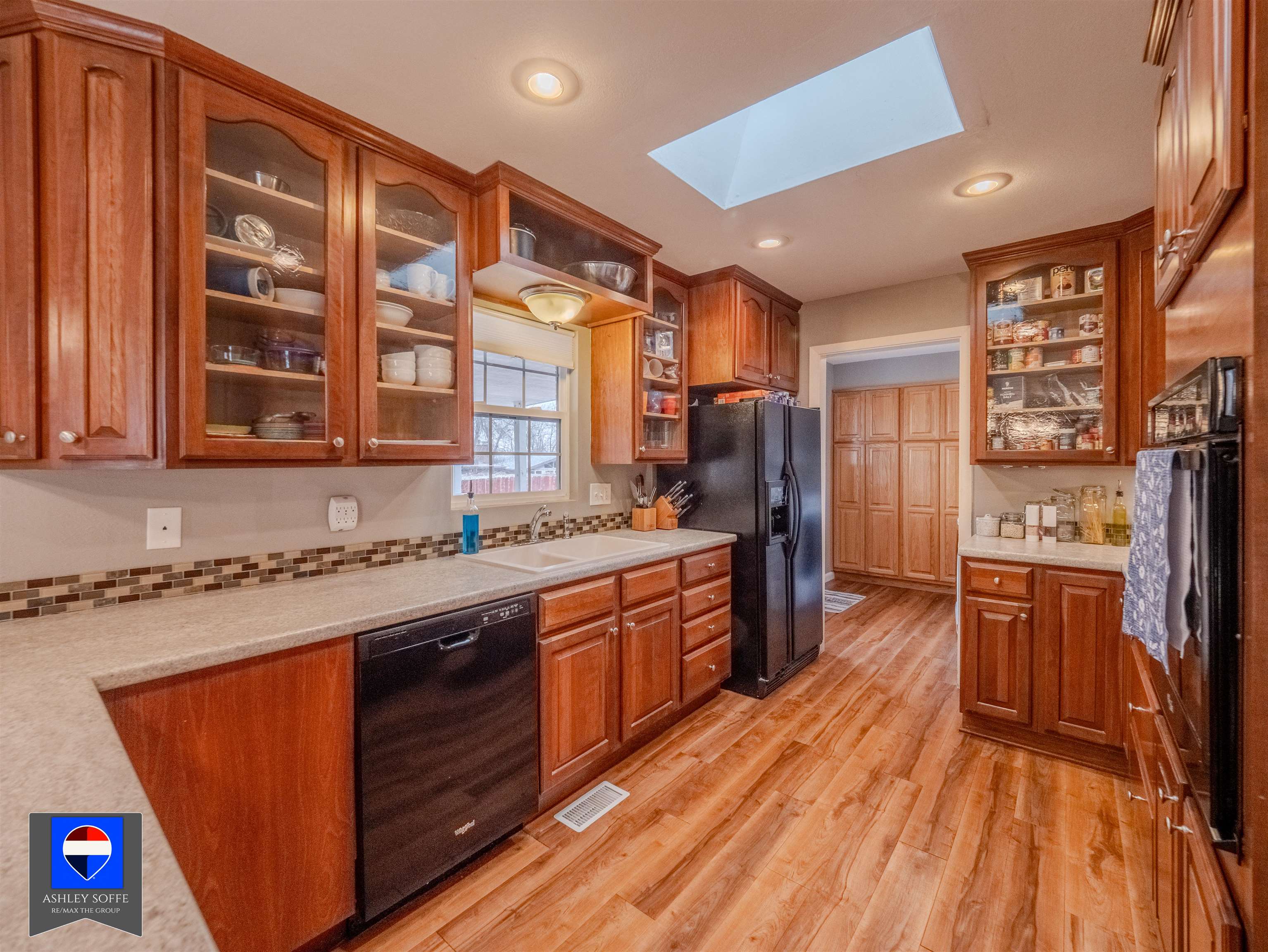 1124 Granada Avenue Casper, WY 82601 - Photo 11 of 30