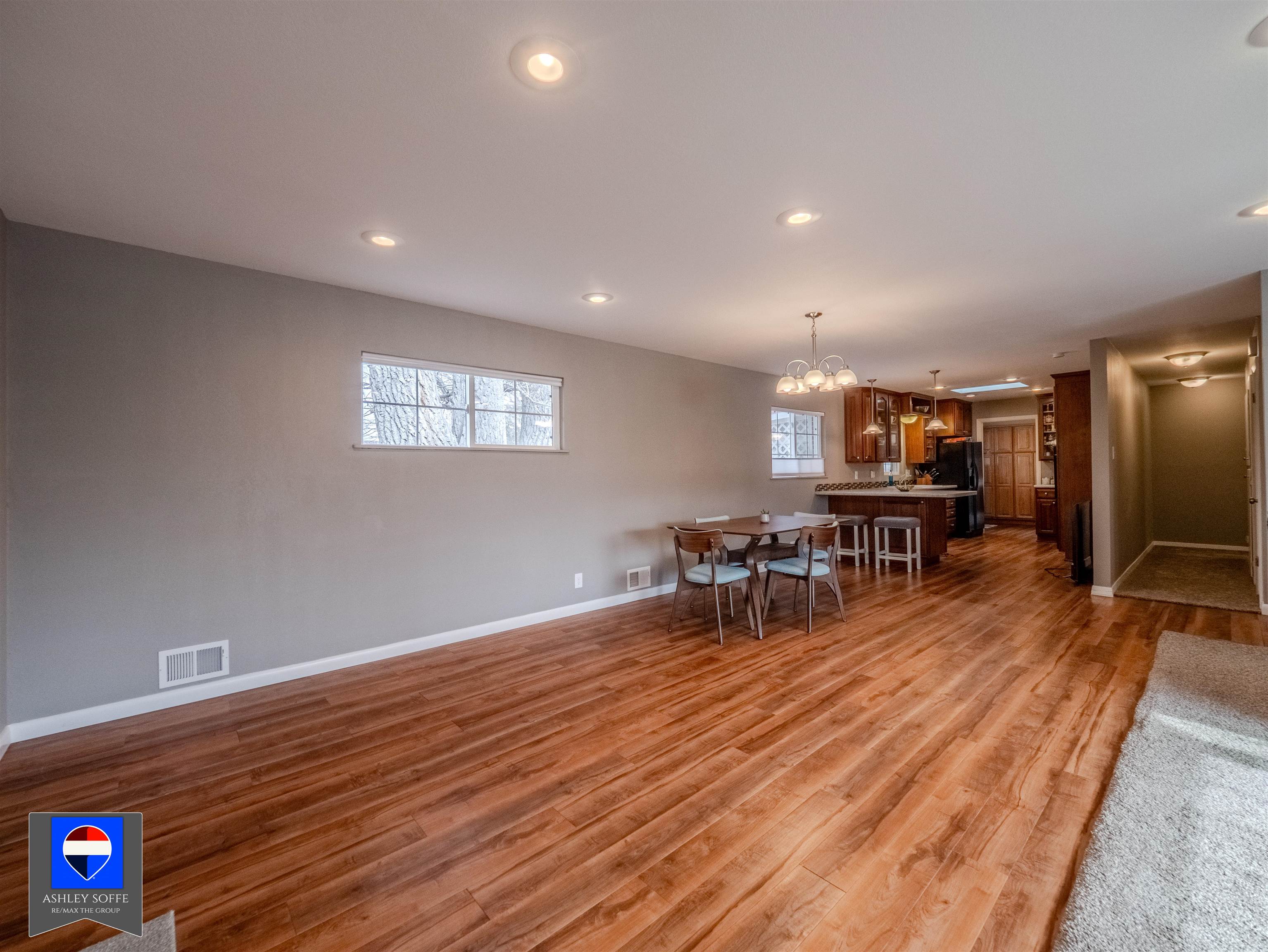 1124 Granada Avenue Casper, WY 82601 - Photo 7 of 30