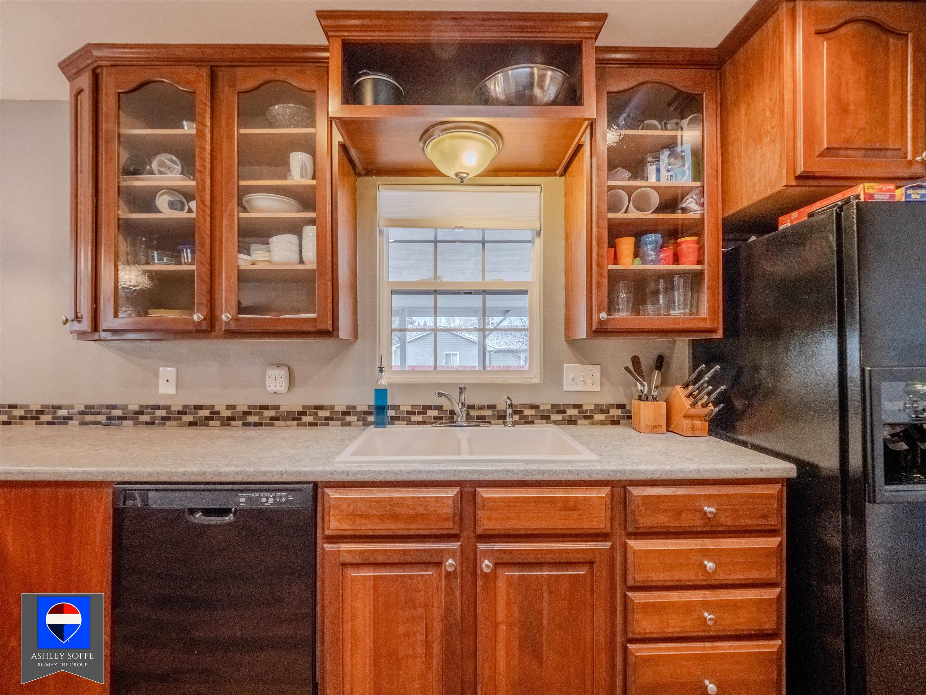 1124 Granada Avenue Casper, WY 82601 - Photo 10 of 30