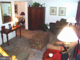 54 Winfield Road Sicklerville, NJ 08081 - Photo 5 of 6