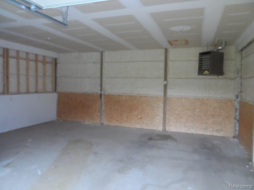 5459 Whittaker Road Ypsilanti, MI 48197 - Photo 17 of 18 SAM_8579.JPG