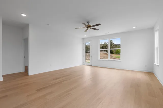 $305,000 | 8764 James Crk Drive, Unit LOT 77, Ooltewah, TN 37363