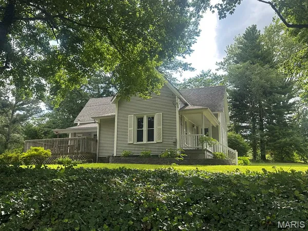 $185,900 | 405 Bloomfield Avenue, Bloomfield, MO 63825