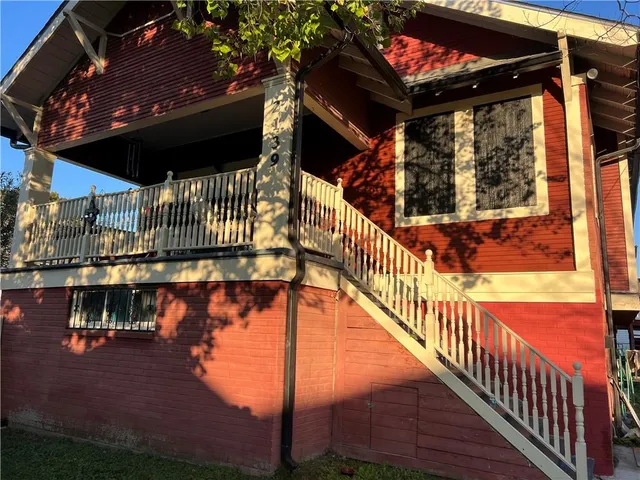 $1,000 | 2139 Cadiz Street, Unit 1/2, New Orleans, LA 70115