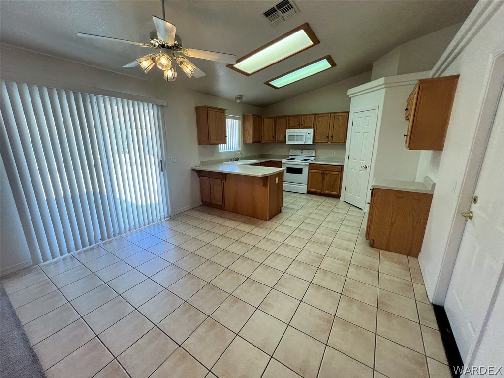 2086 Ranch Road Kingman, AZ 86401 - Photo 4 of 28 Kitchen