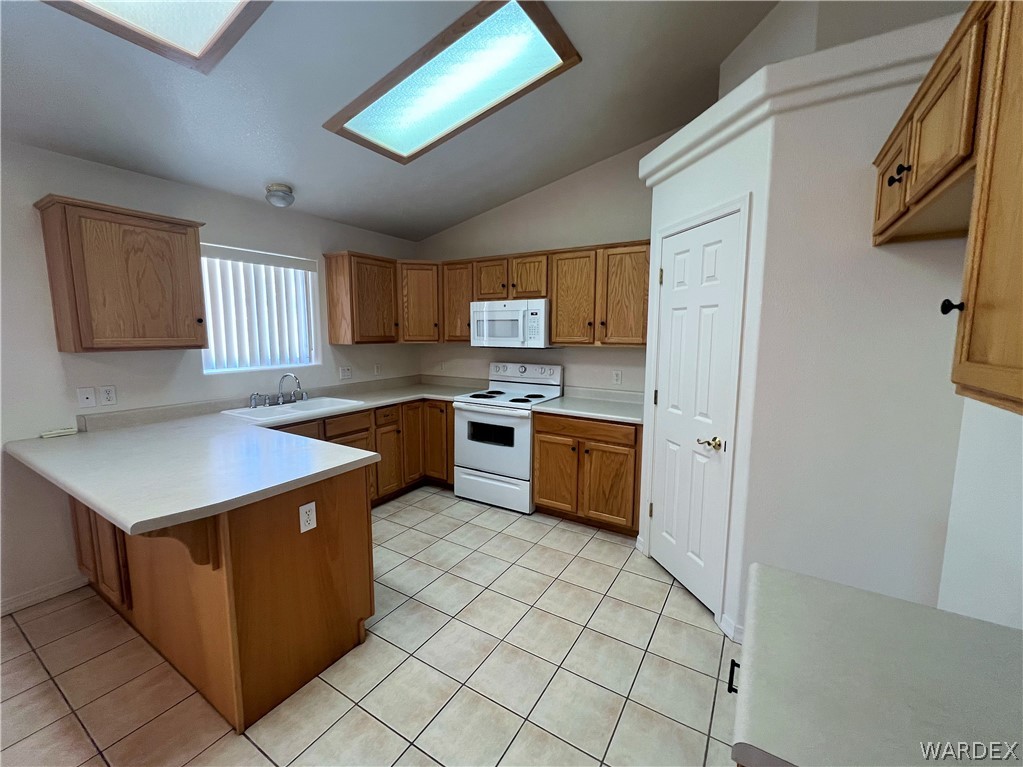 2086 Ranch Road Kingman, AZ 86401 - Photo 5 of 28 Kitchen