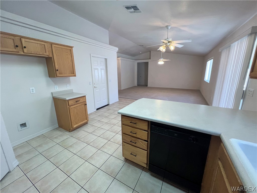 2086 Ranch Road Kingman, AZ 86401 - Photo 6 of 28 Kitchen