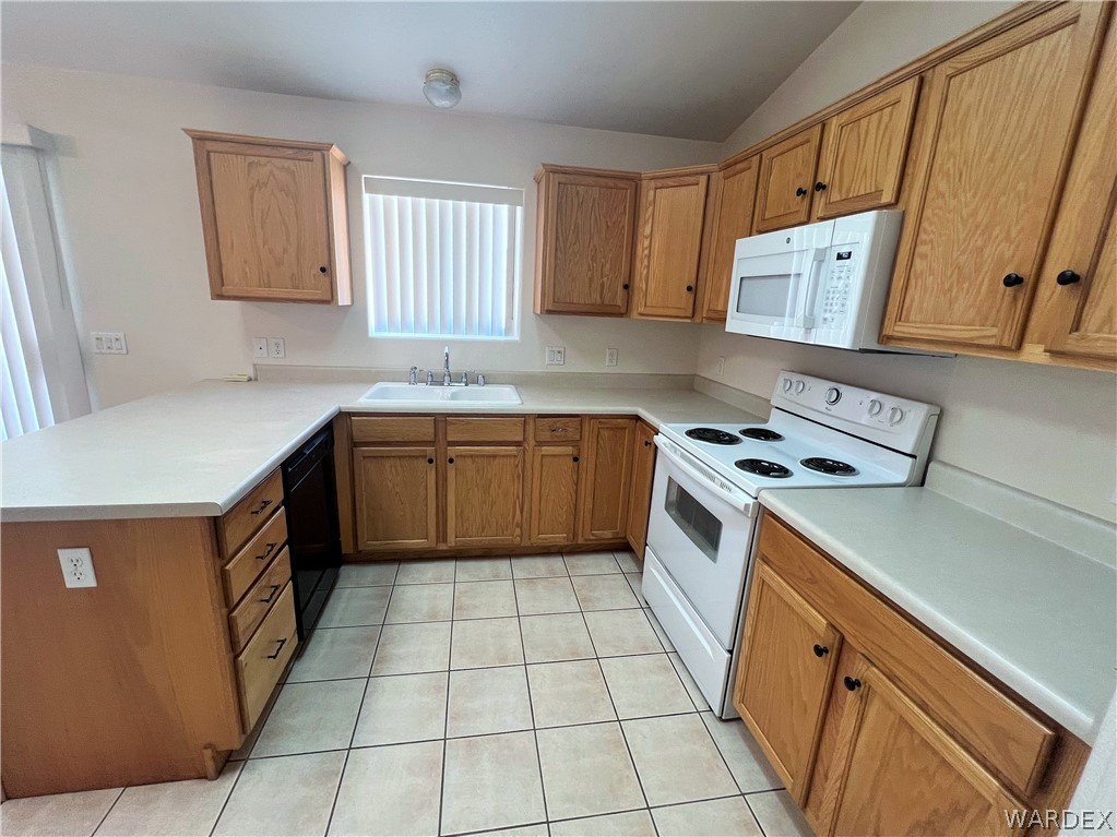 2086 Ranch Road Kingman, AZ 86401 - Photo 7 of 28 Kitchen