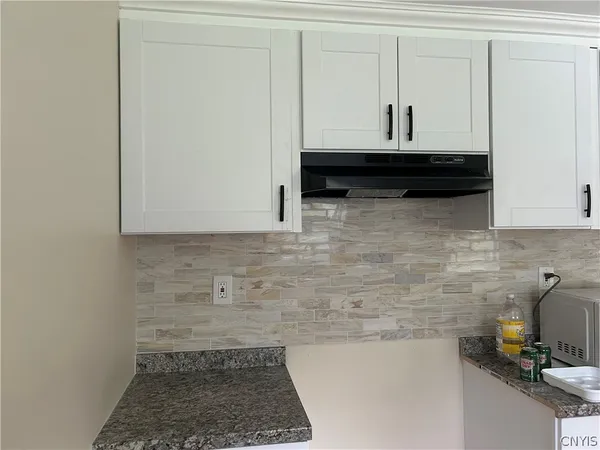 $129,900 | 474 East Seneca Turnpike, Syracuse, NY 13205
