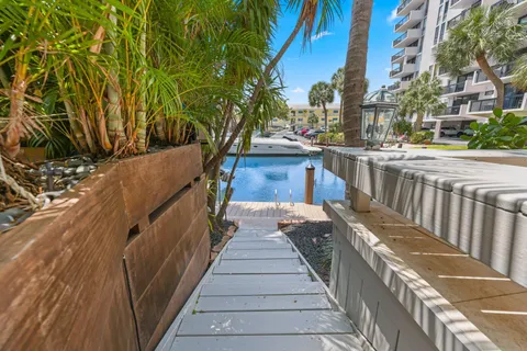 $1,450,000 | 3010 Northeast 49th Street, Unit 7, Fort Lauderdale, FL 33308