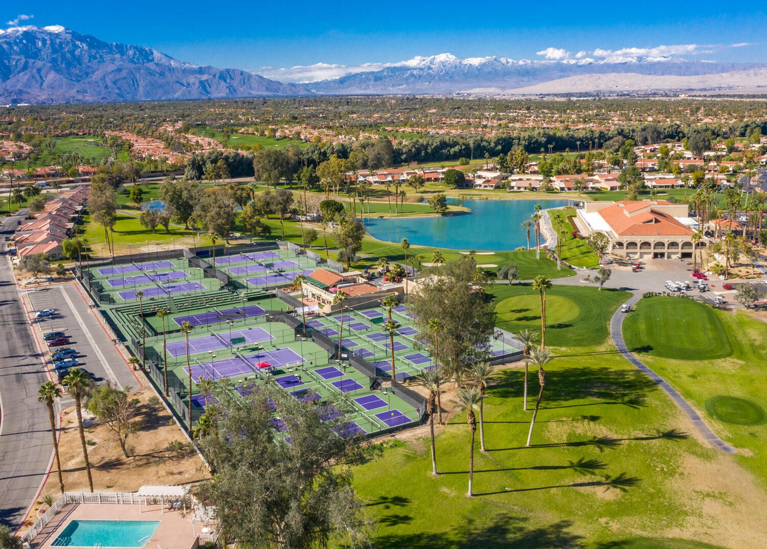 41476 Inverness Way Palm Desert, CA 92211 - Photo 34 of 37 a view of a city