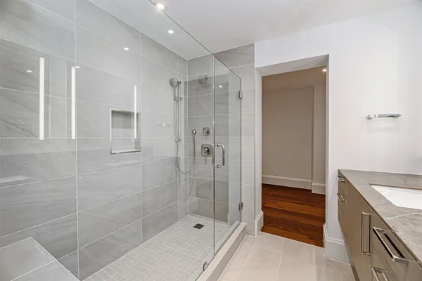 $1,149,000 | 1701 Hermann Drive, Unit 34L, Houston, TX 77004