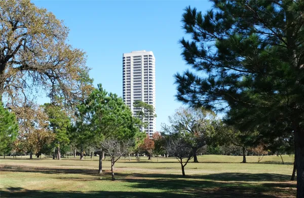 $1,149,000 | 1701 Hermann Drive, Unit 34L, Houston, TX 77004