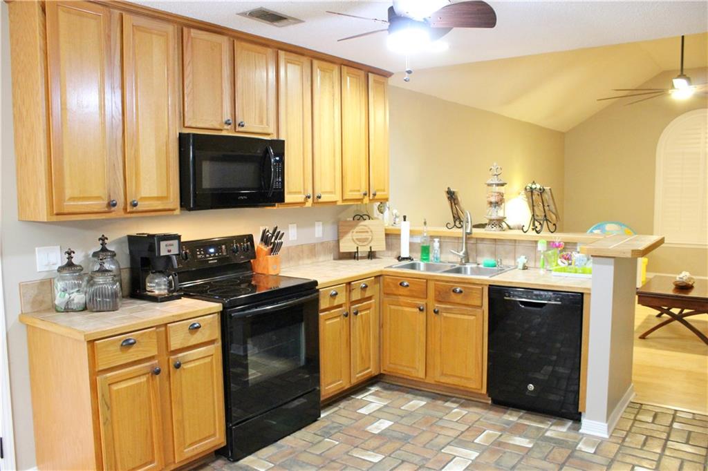 70480 Archie Singletary Road Pearl River, LA 70452 - Photo 7 of 29 Gallery Image 7
