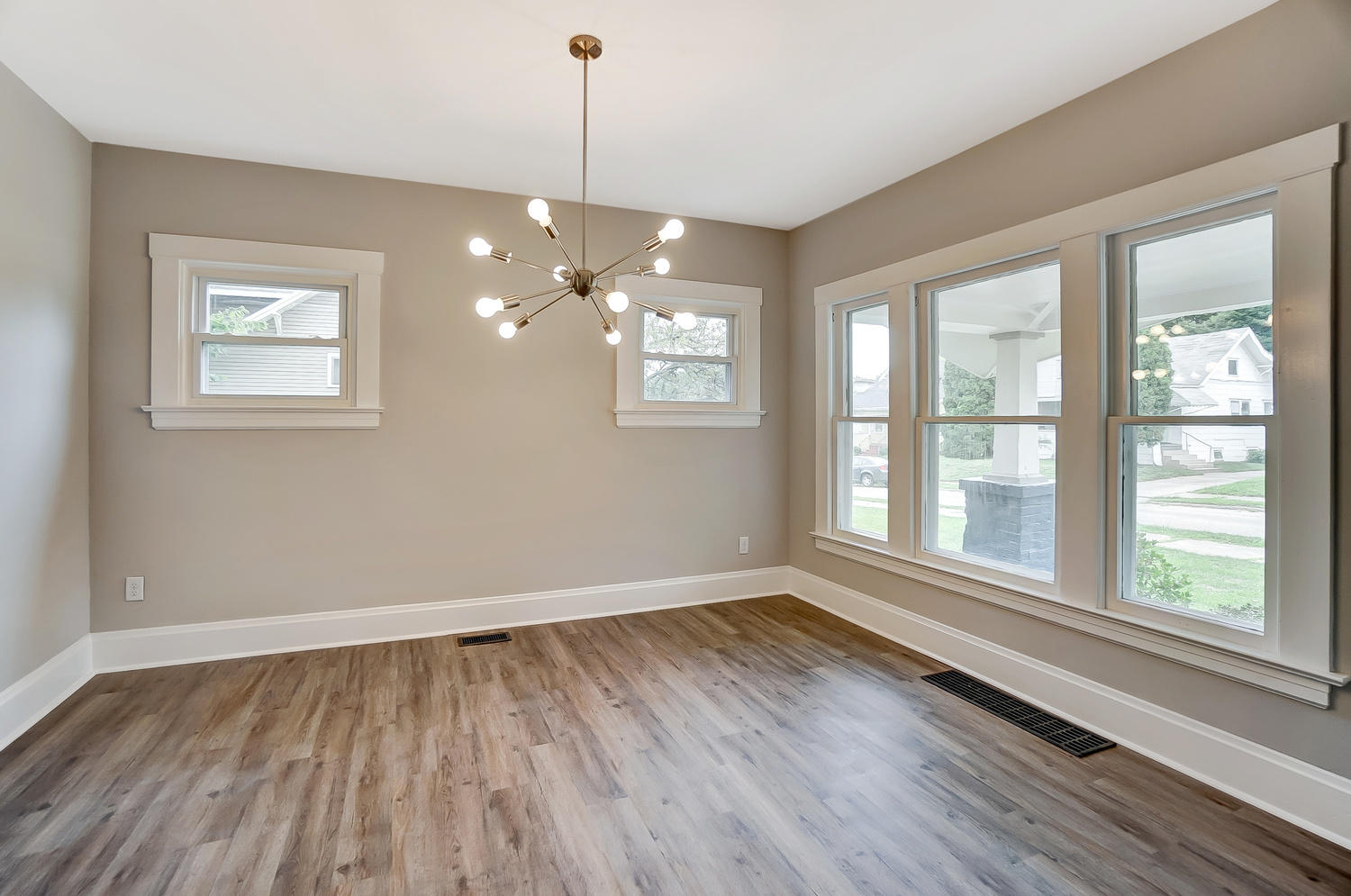 261 Ridge Road Springfield, OH 45503 - Photo 9 of 34 Gallery Image 9