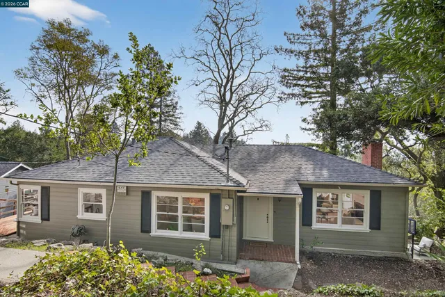 $1,549,000 | 22 Las Palomas, Orinda, CA 94563