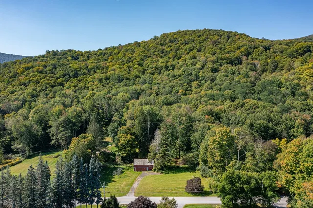 $399,500 | 2937 Dorset West Road, Dorset, VT 05251