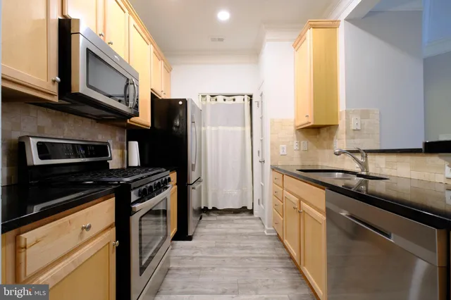 $309,900 | 505 Sunset View Terrace Southeast, Unit 104, Leesburg, VA 20175