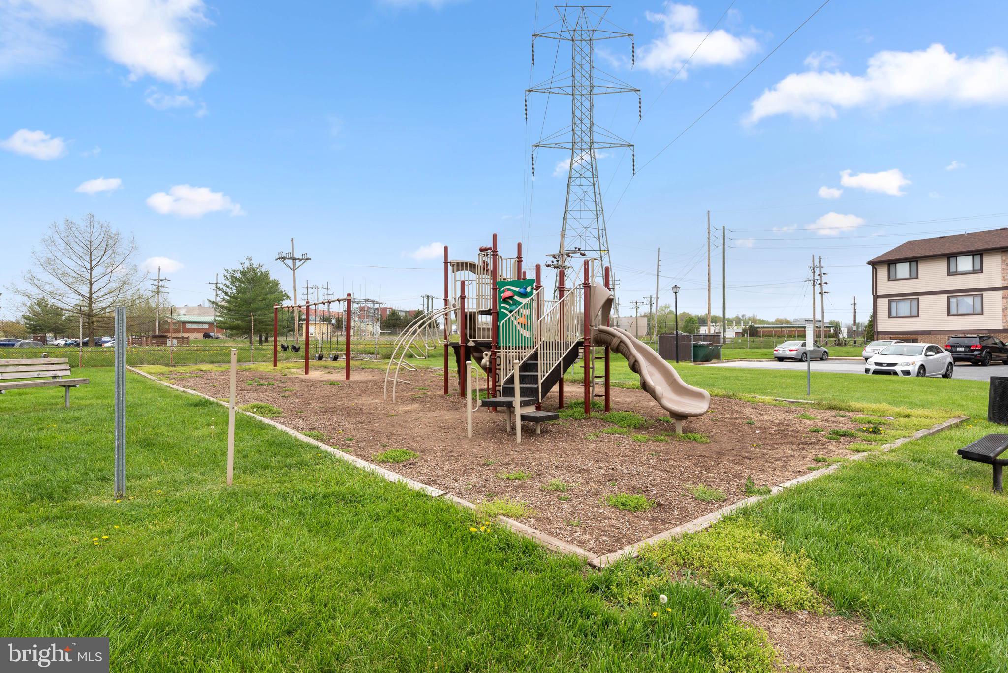 999 Heather Ridge Drive, Unit 2G Frederick, MD 21702 - Photo 29 of 31 Community Playground