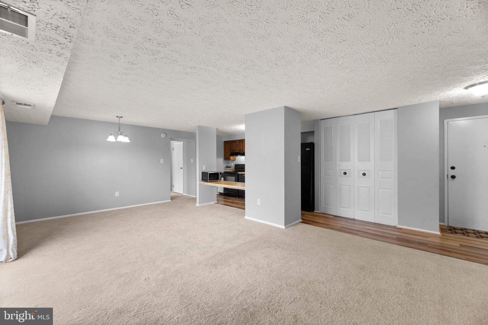 999 Heather Ridge Drive, Unit 2G Frederick, MD 21702 - Photo 6 of 31 Living / Dining Room Combo