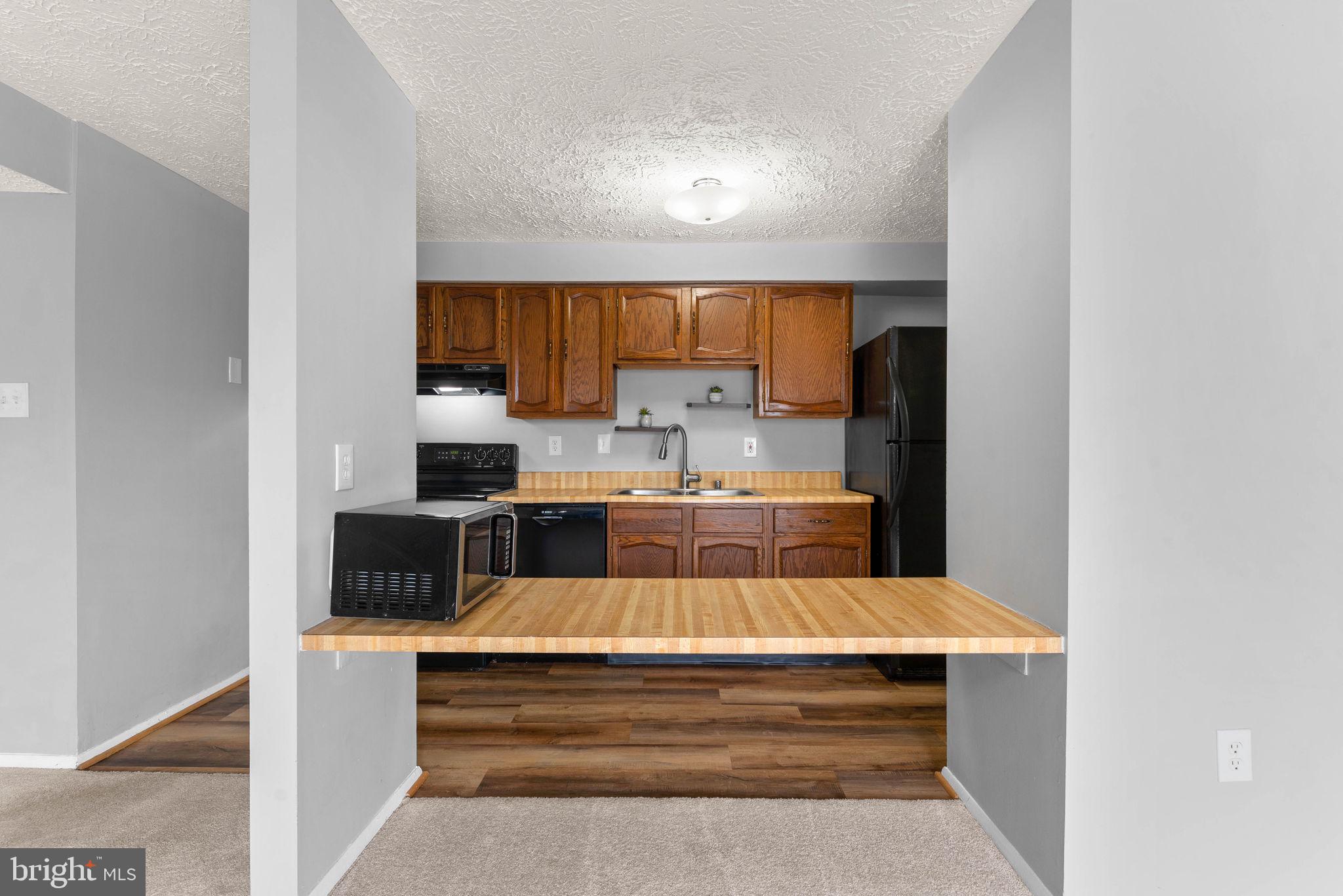 999 Heather Ridge Drive, Unit 2G Frederick, MD 21702 - Photo 10 of 31 Open Concept Kitchen
