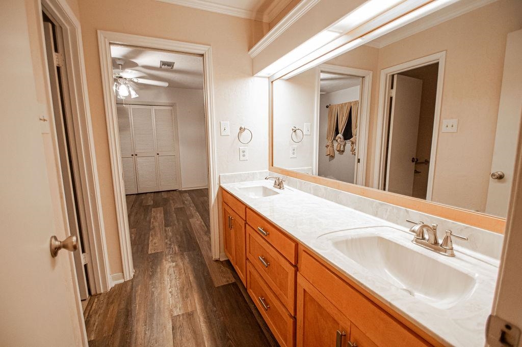 6235 Navajo Trail Beaumont, TX 77708 - Photo 20 of 32