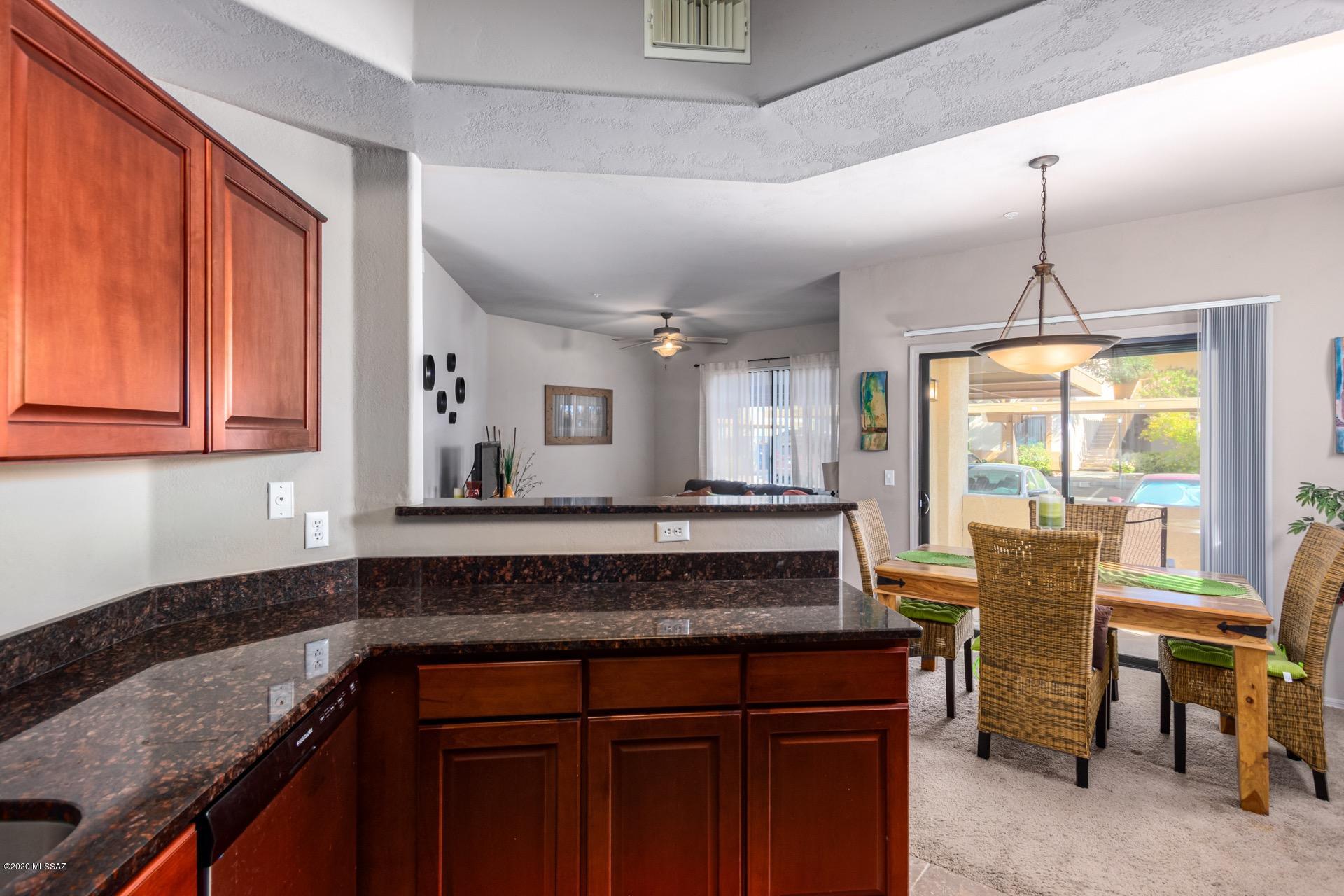 2550 East River Road, Unit 20103 Tucson, AZ 85718 - Photo 7 of 25