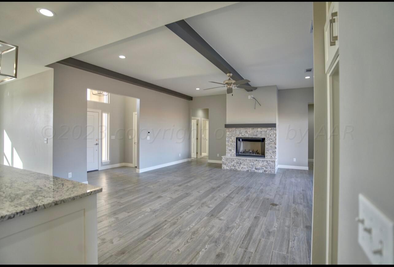 3651 Whitetail Springs Road Amarillo, TX 79119 - Photo 19 of 32 Living