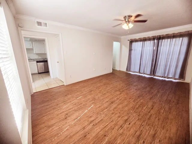 $82,999 | 7837 Leonora Street, Houston, TX 77061