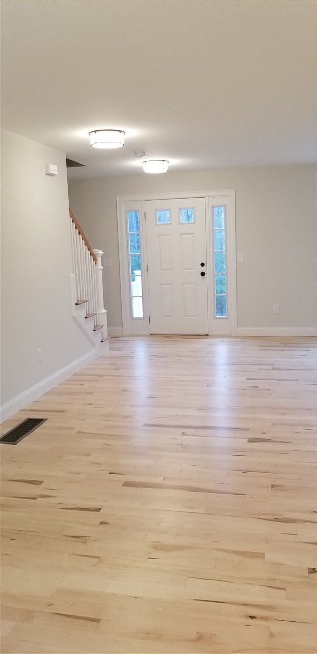 110 Raymond Road Nottingham, NH 03290 - Photo 16 of 39