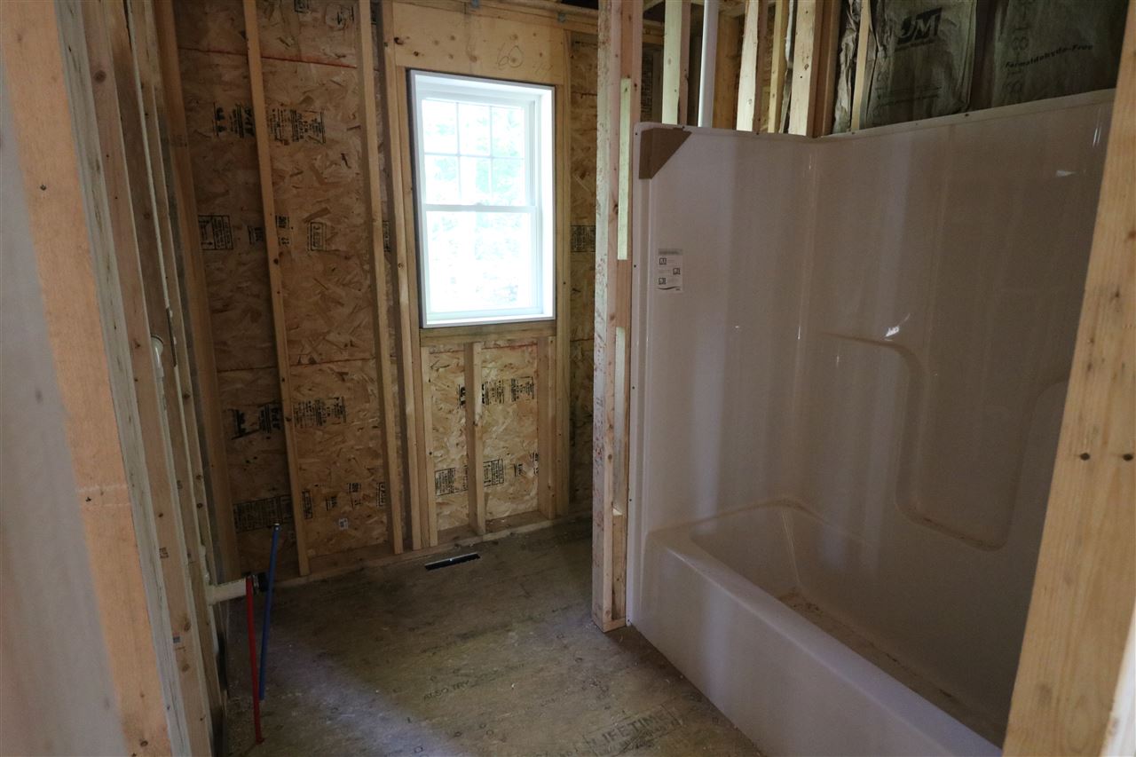 110 Raymond Road Nottingham, NH 03290 - Photo 32 of 39