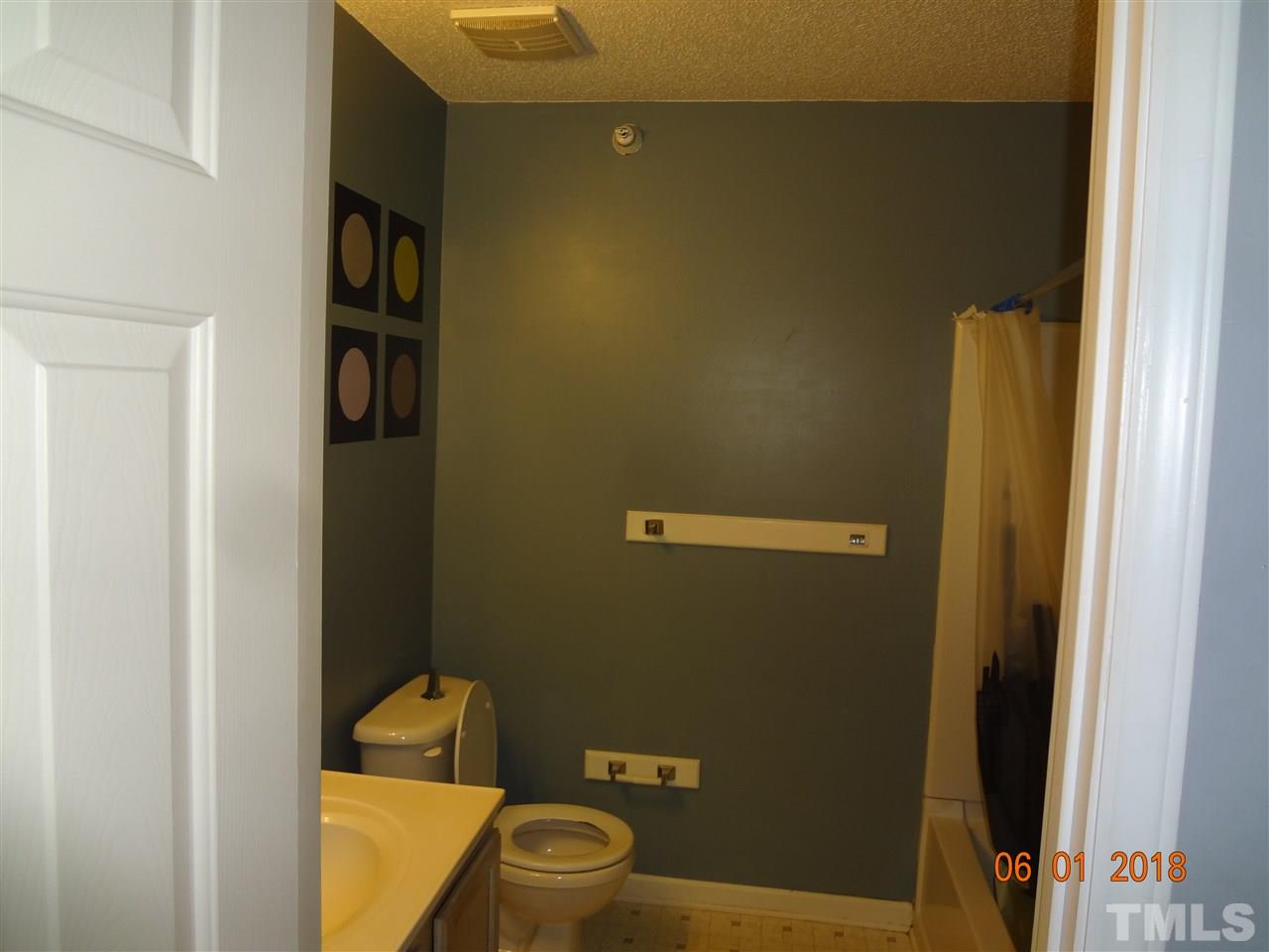 2020 University Woods Road, Unit 204 Raleigh, NC 27603 - Photo 4 of 6 Gallery Image 4