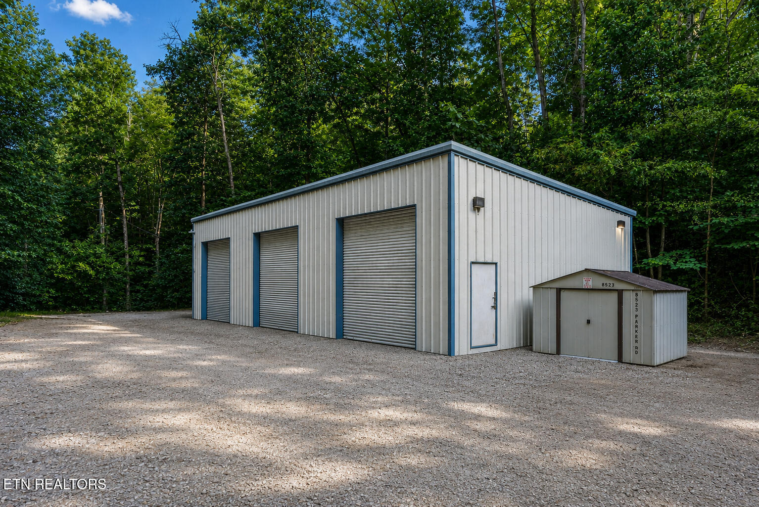 8521 Parker Road Corryton, TN 37721 - Photo 10 of 53 3 car PEM building