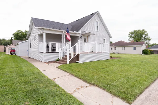 1562 Argyle Road, LaSalle, IL 61301