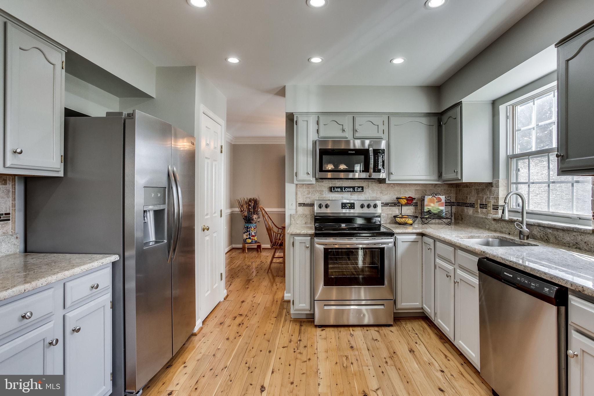 12524 Rock Ridge Road Herndon, VA 20170 - Photo 11 of 49 Gallery Image 11