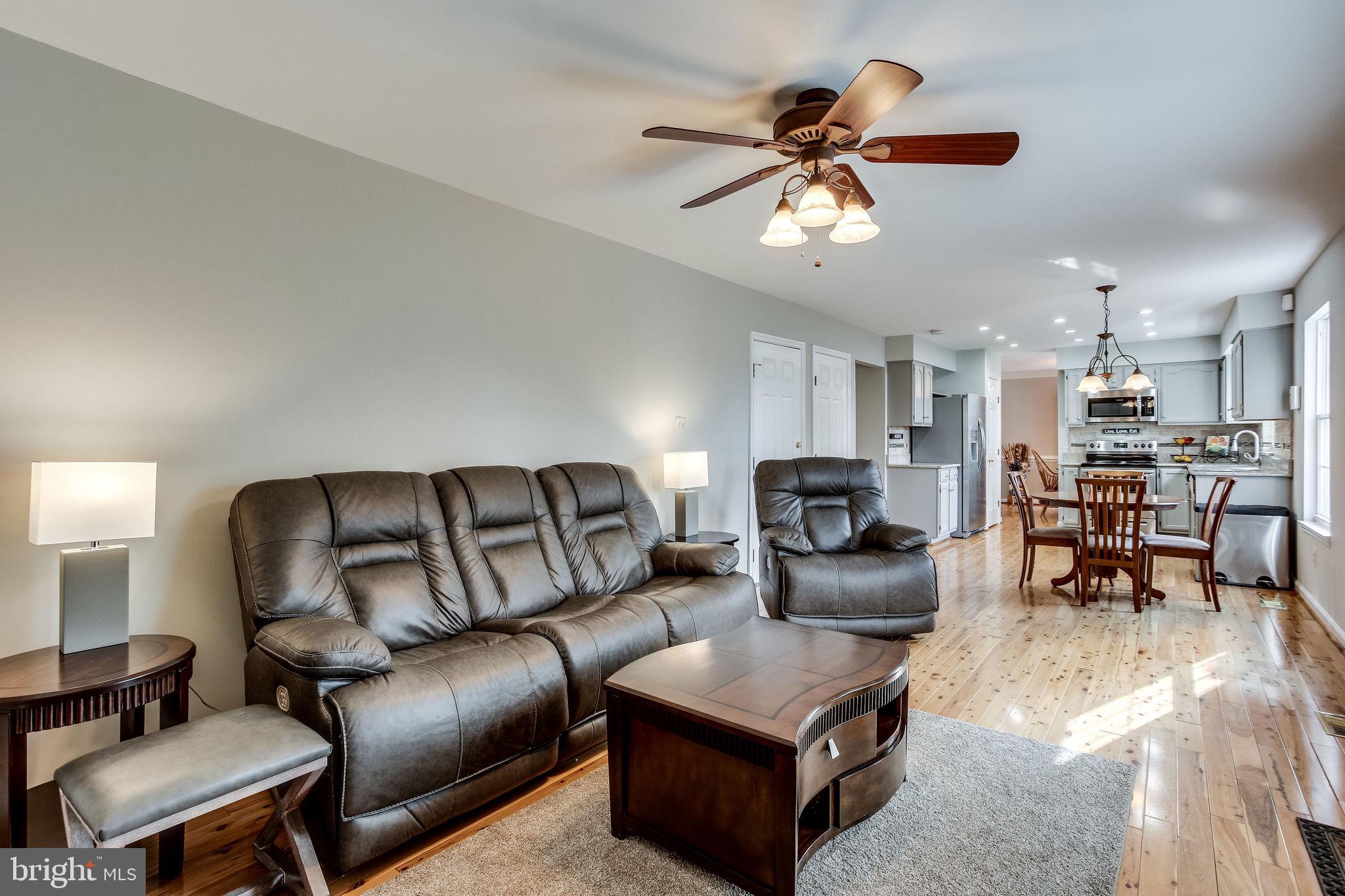 12524 Rock Ridge Road Herndon, VA 20170 - Photo 16 of 49 Gallery Image 16