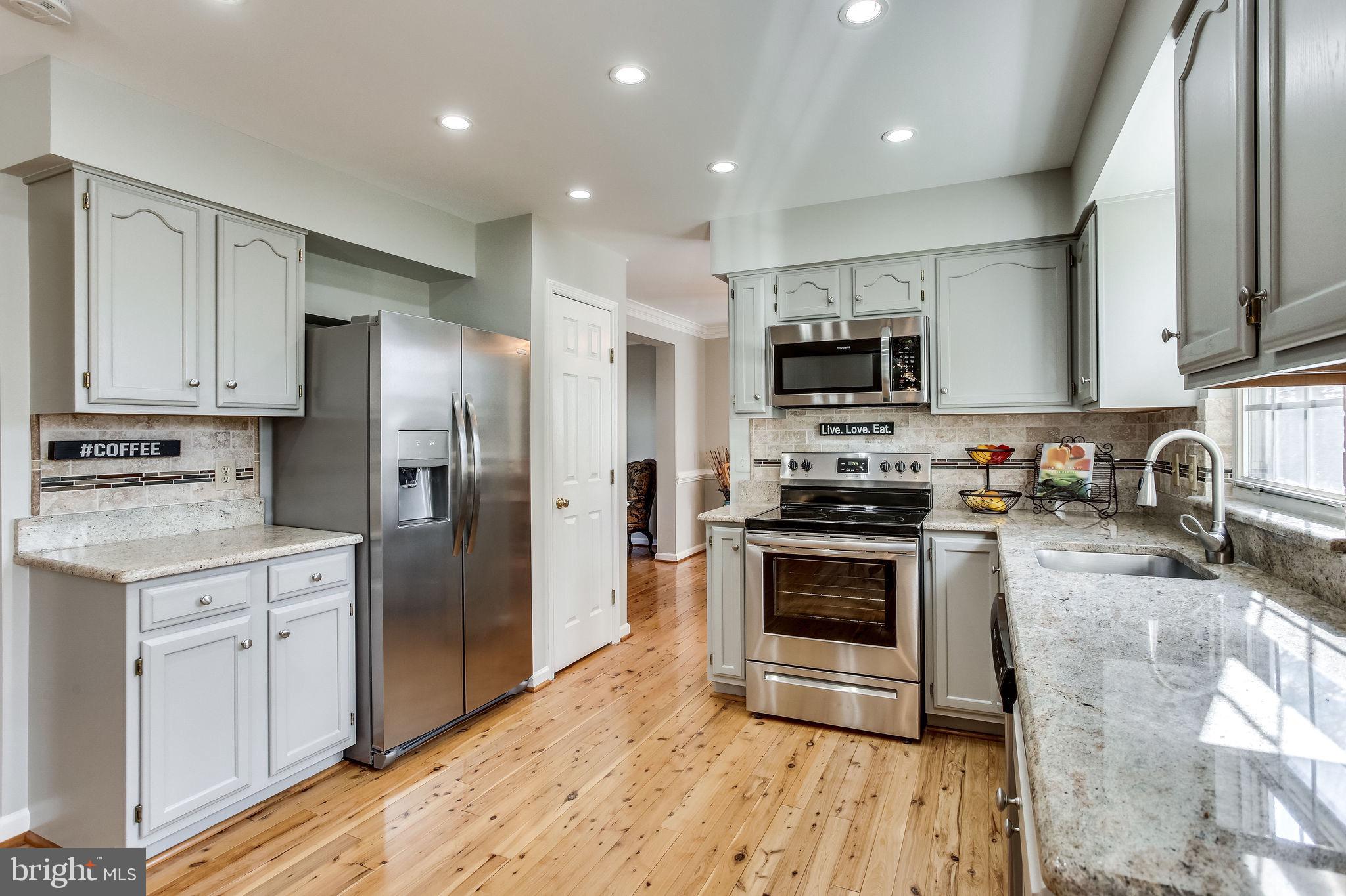 12524 Rock Ridge Road Herndon, VA 20170 - Photo 8 of 49 Gallery Image 8