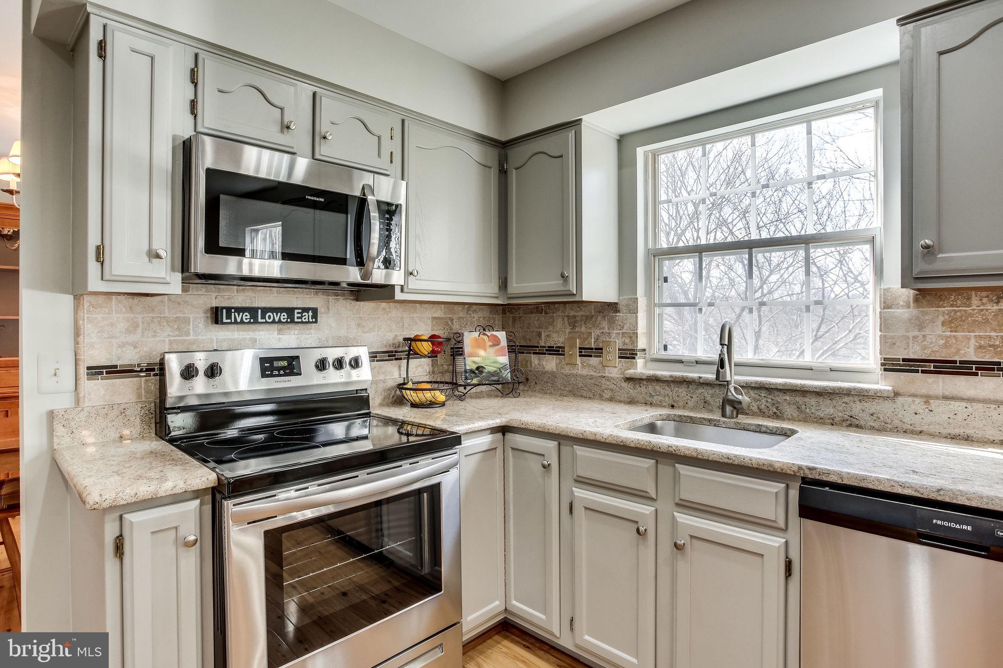 12524 Rock Ridge Road Herndon, VA 20170 - Photo 9 of 49 Gallery Image 9